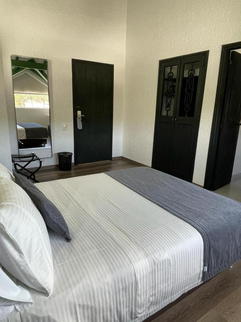 ריונגרו Hotel Santiago De Arma מראה חיצוני תמונה